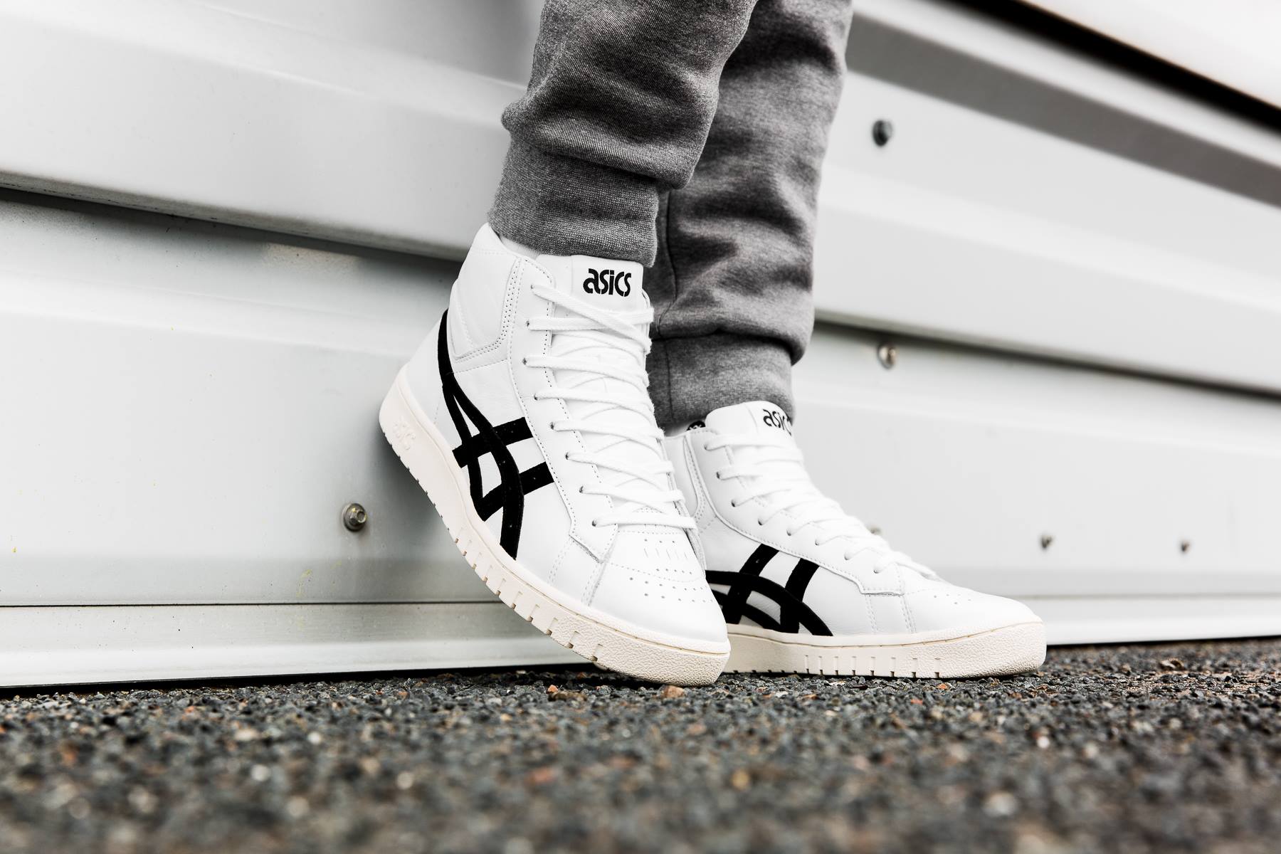 The Asics Gel PTG MT White Black Sneaker Flawless Crowns