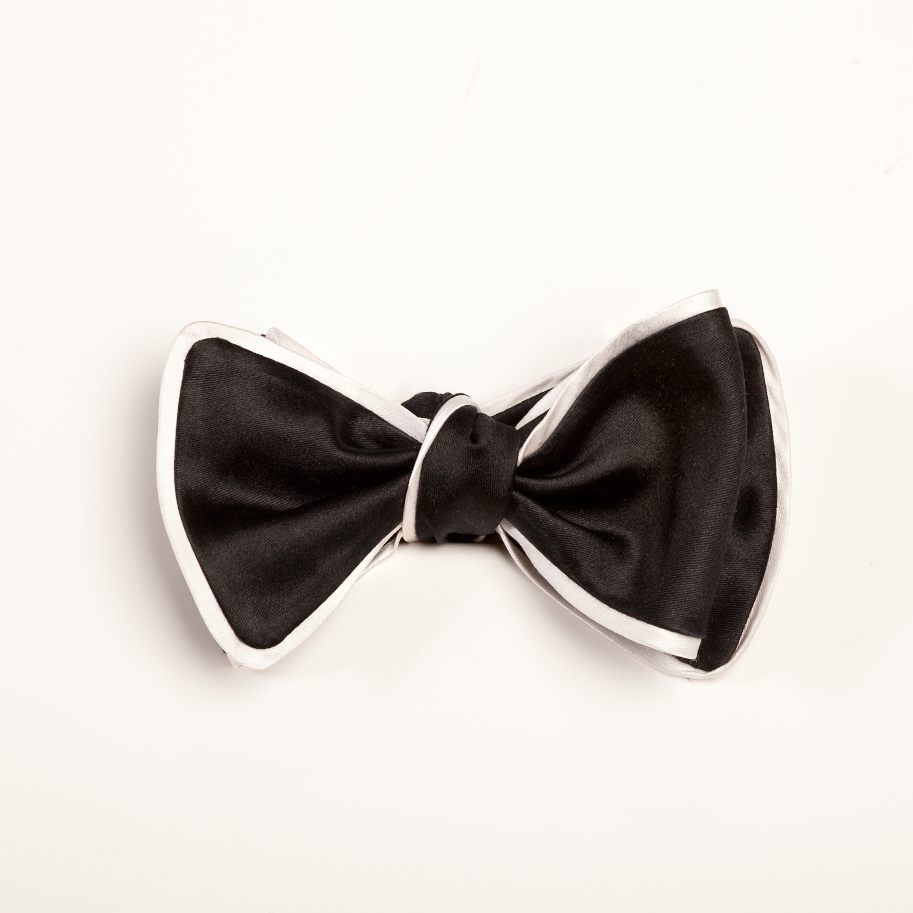 Inspired Knots Satin Black Bow Tie With White Piping
