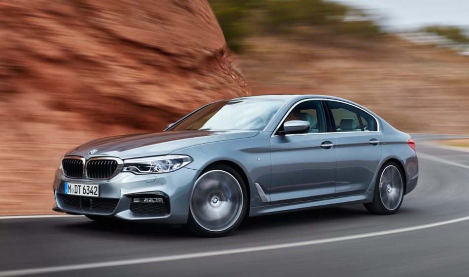 2017 BMW G30 5 Series Sedan - Flawless Crowns