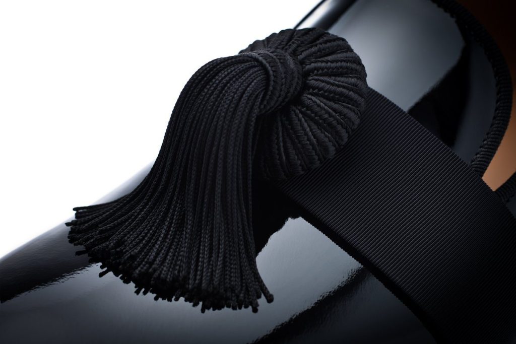 Super Glamourous Agadir Patent Black Slippers