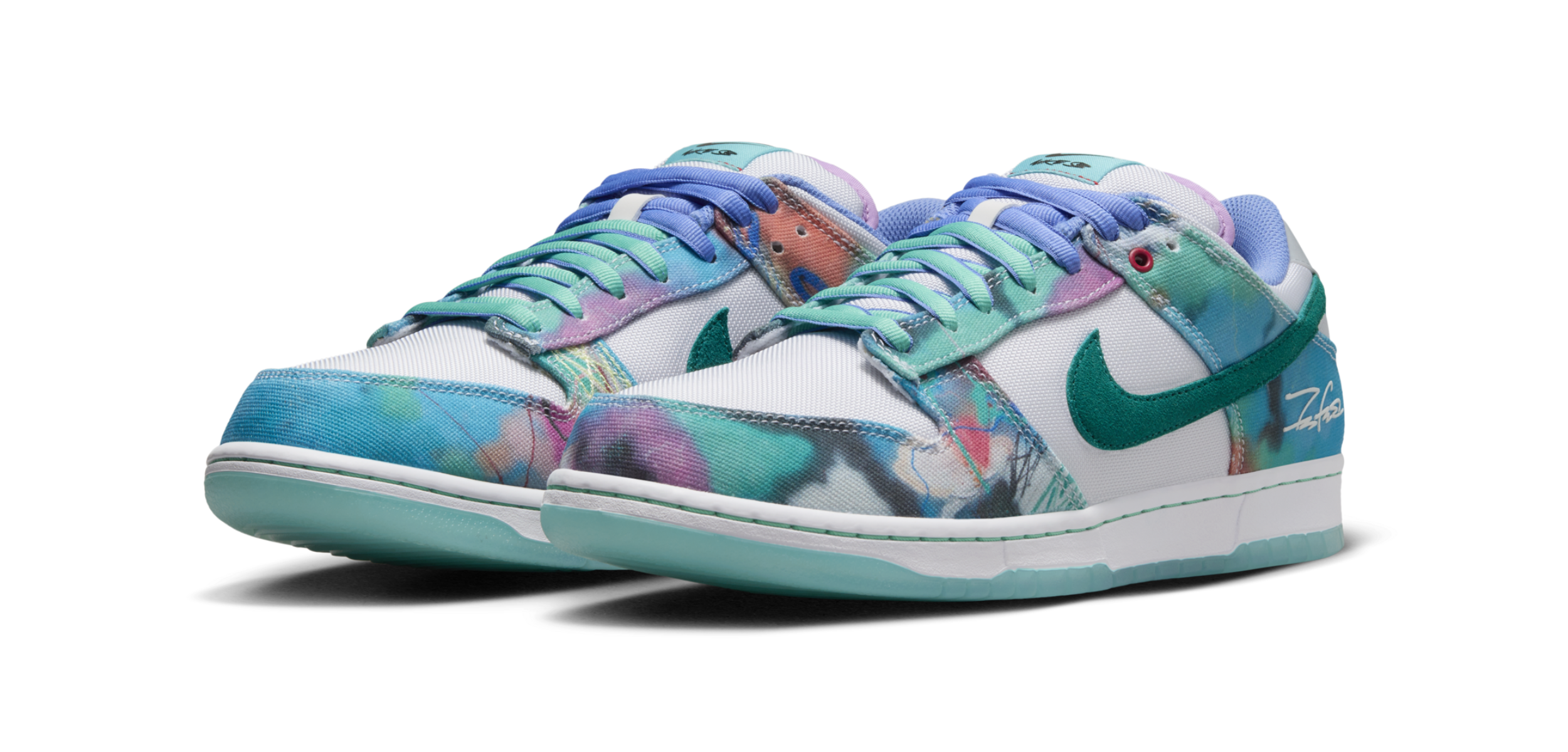 Futura Laboratories Nike SB Dunk Low Sneaker - Flawless Crowns