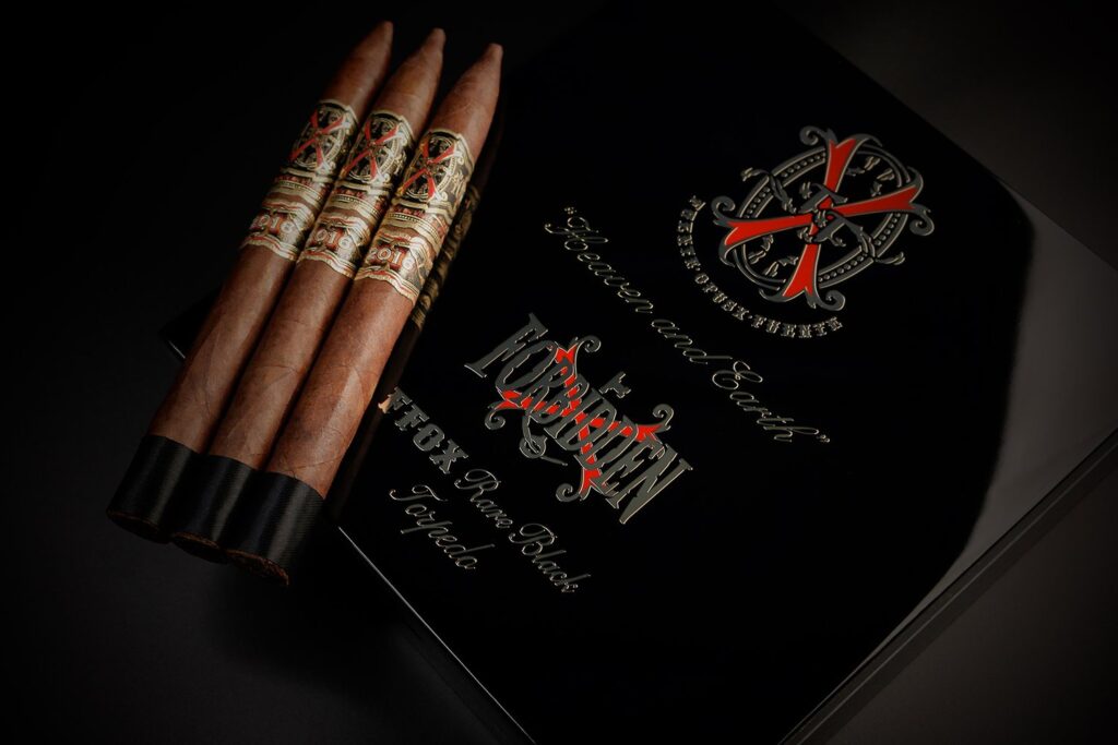 Fuente OpusX Rare Black Collection